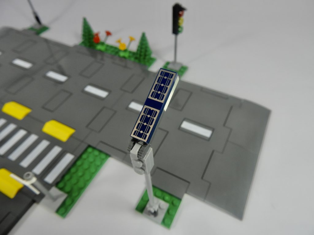LEGO CITY 60304 Road Plates review 7