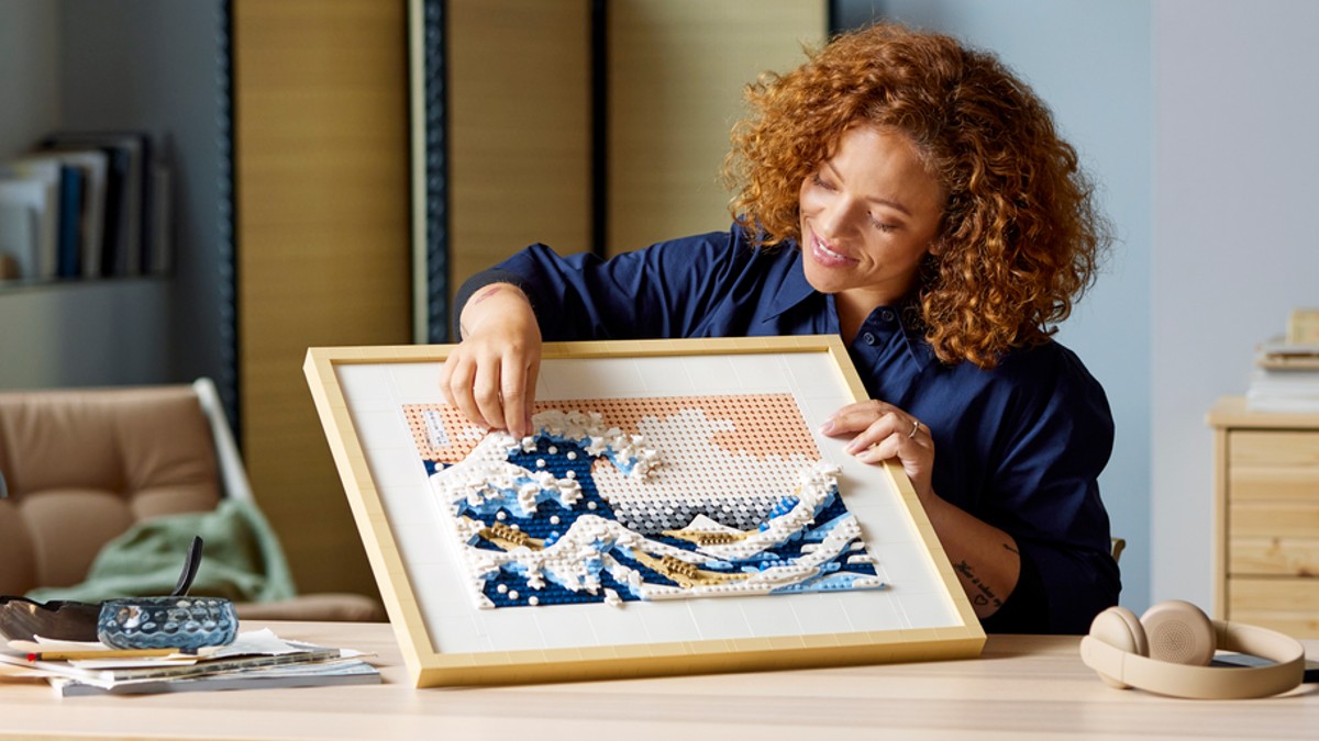 Is LEGO Art the most versatile theme on the market?