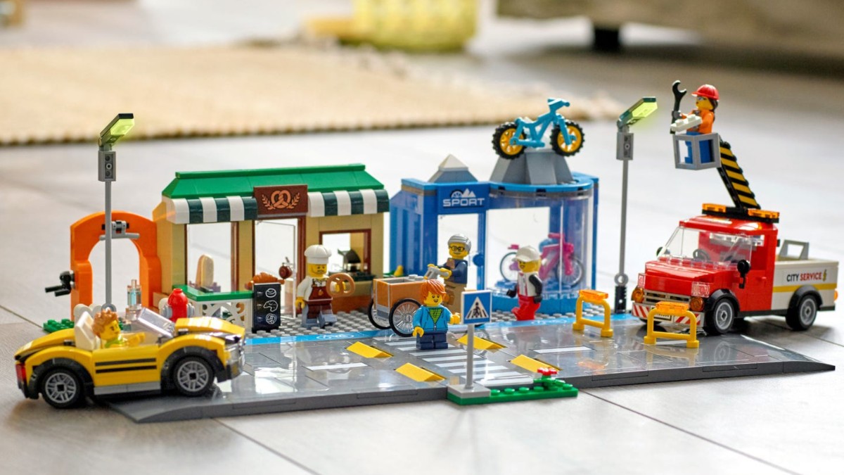 Every LEGO set retiring in 2021 – November update