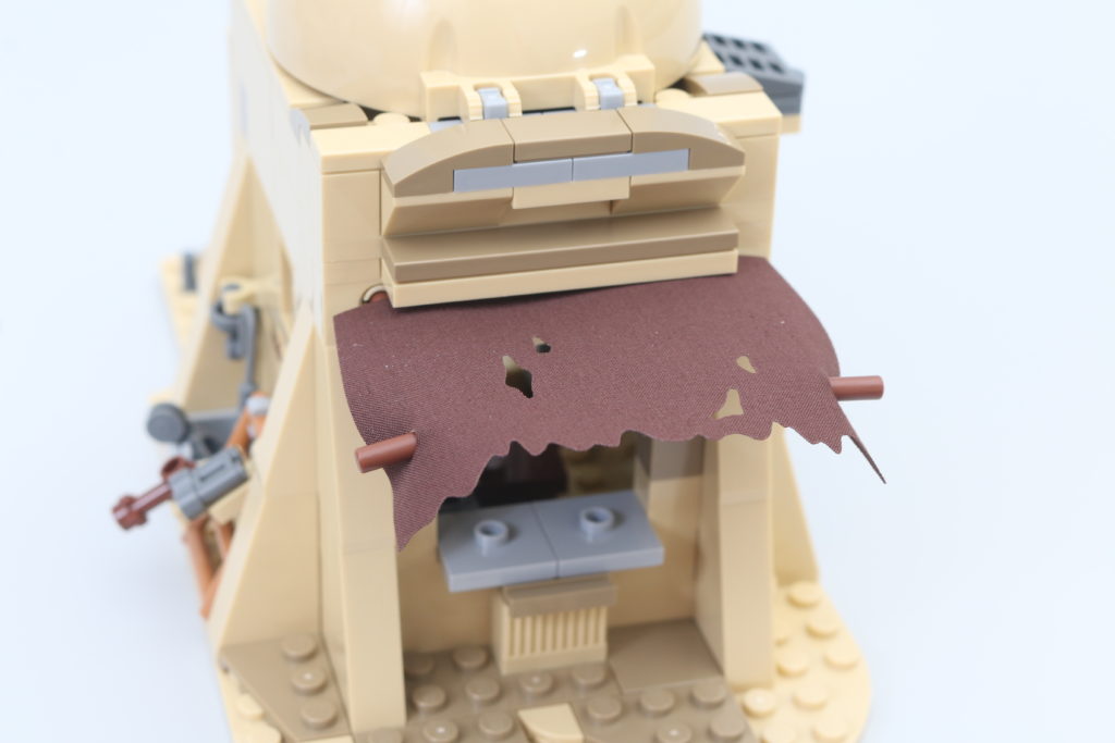 LEGO Star Wars 75290 Mos Eisley Cantina review 20