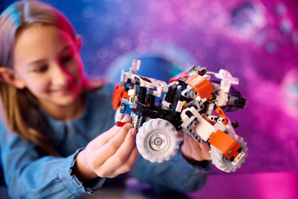 LEGO Technic 42178 Surface Space Loader LT78 8 1024x684