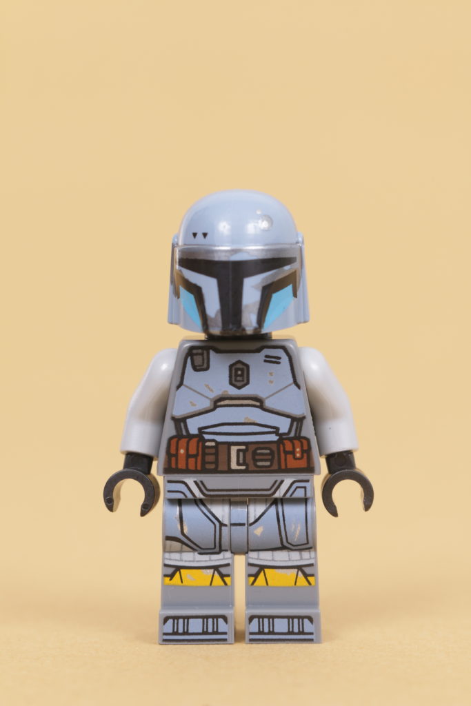 LEGO Star Wars 75319 The Armorers Mandalorian Forge review 57