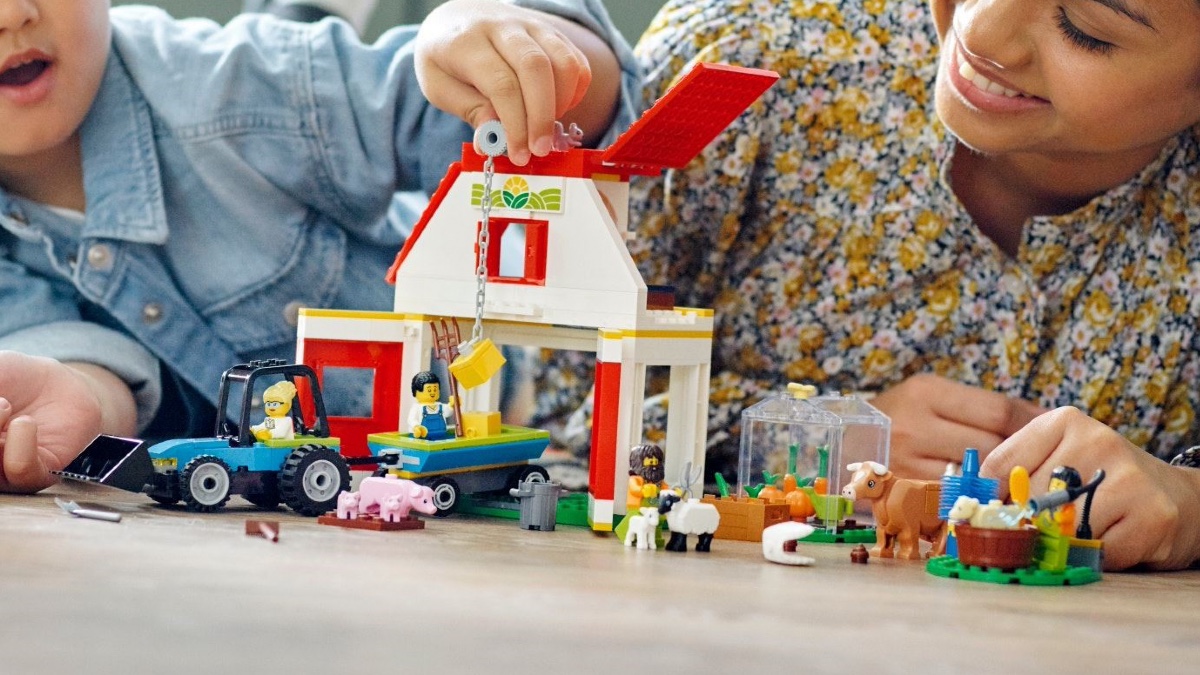 LEGO faces criticism from animal rights activists over CITY farm sets