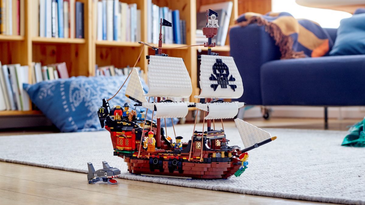 27% off LEGO 31109 Pirate Ship in latest Zavvi LEGO discounts