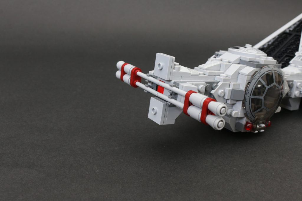 Build a LEGO Mandalorian Outland folding TIE Fighter 18