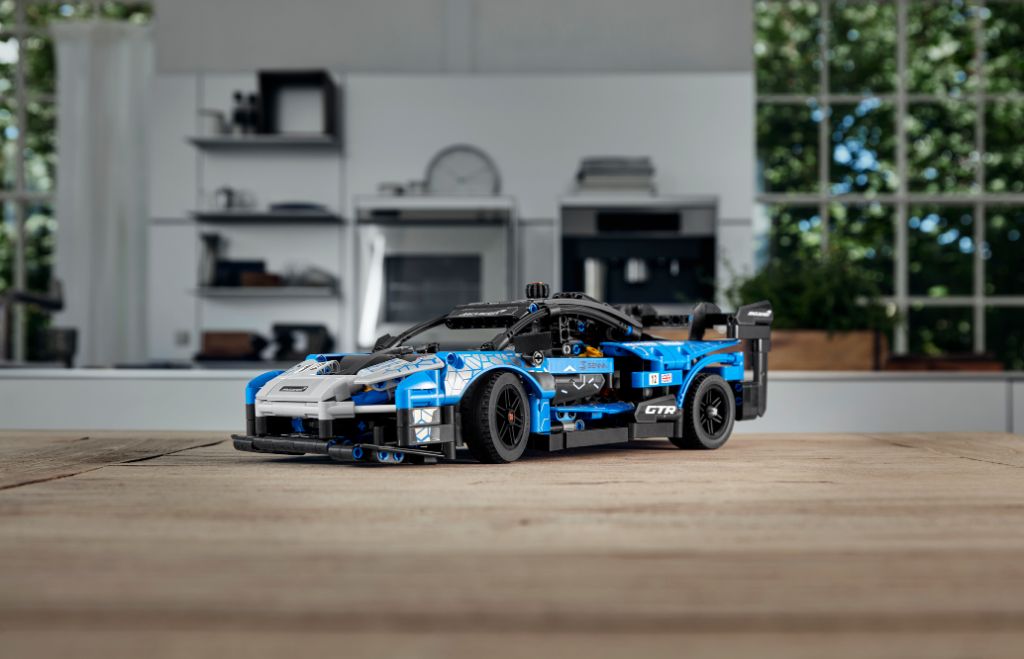 LEGO Technic 42123 McLaren Senna GTR 6