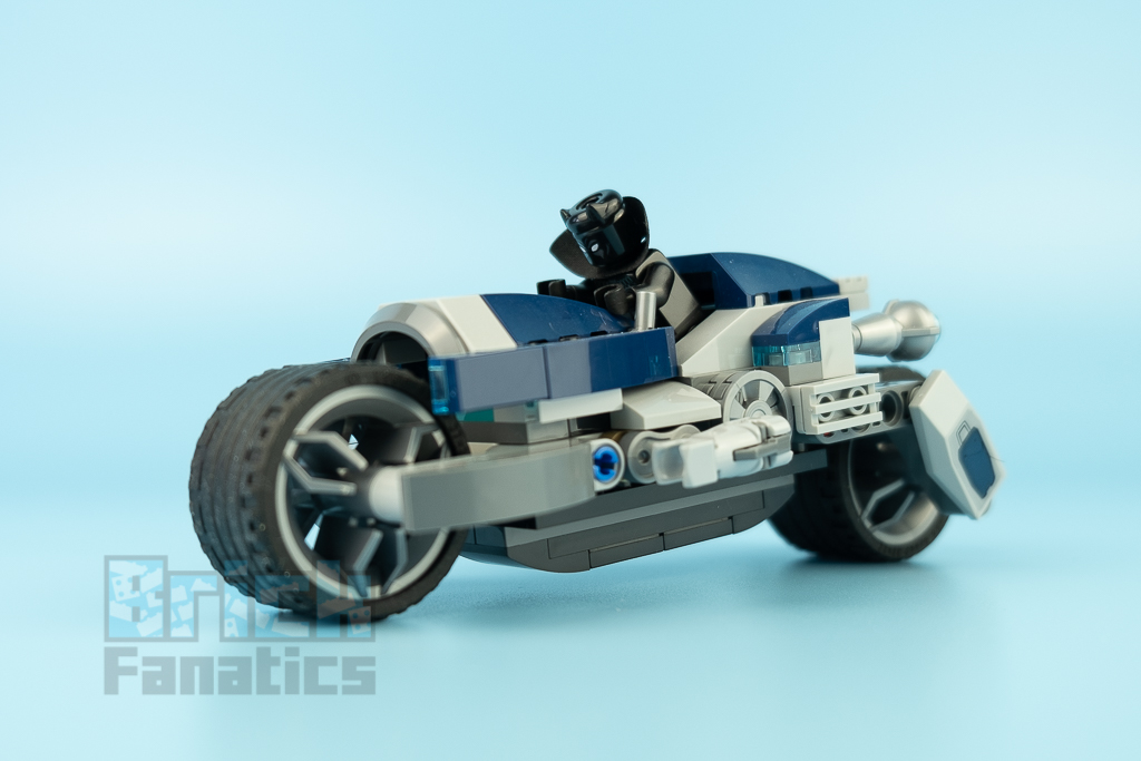 LEGO NINJAGO 76142 Avengers Speeder Bike Attack 4
