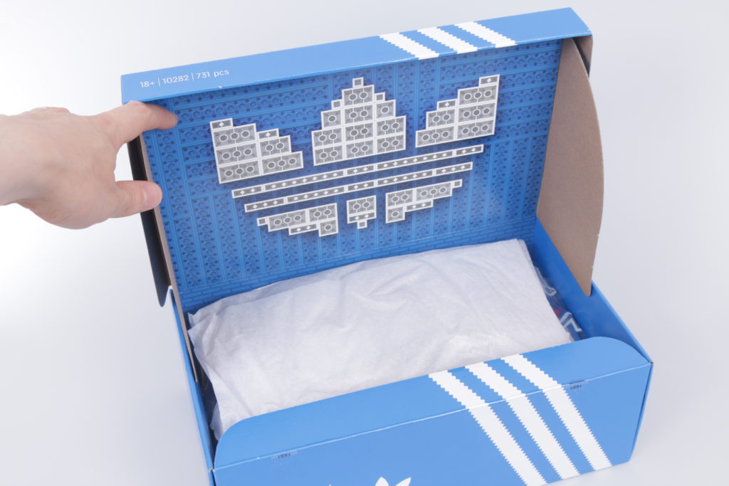 LEGO Creator Expert 18 plus 10282 Adidas Superstar review 71