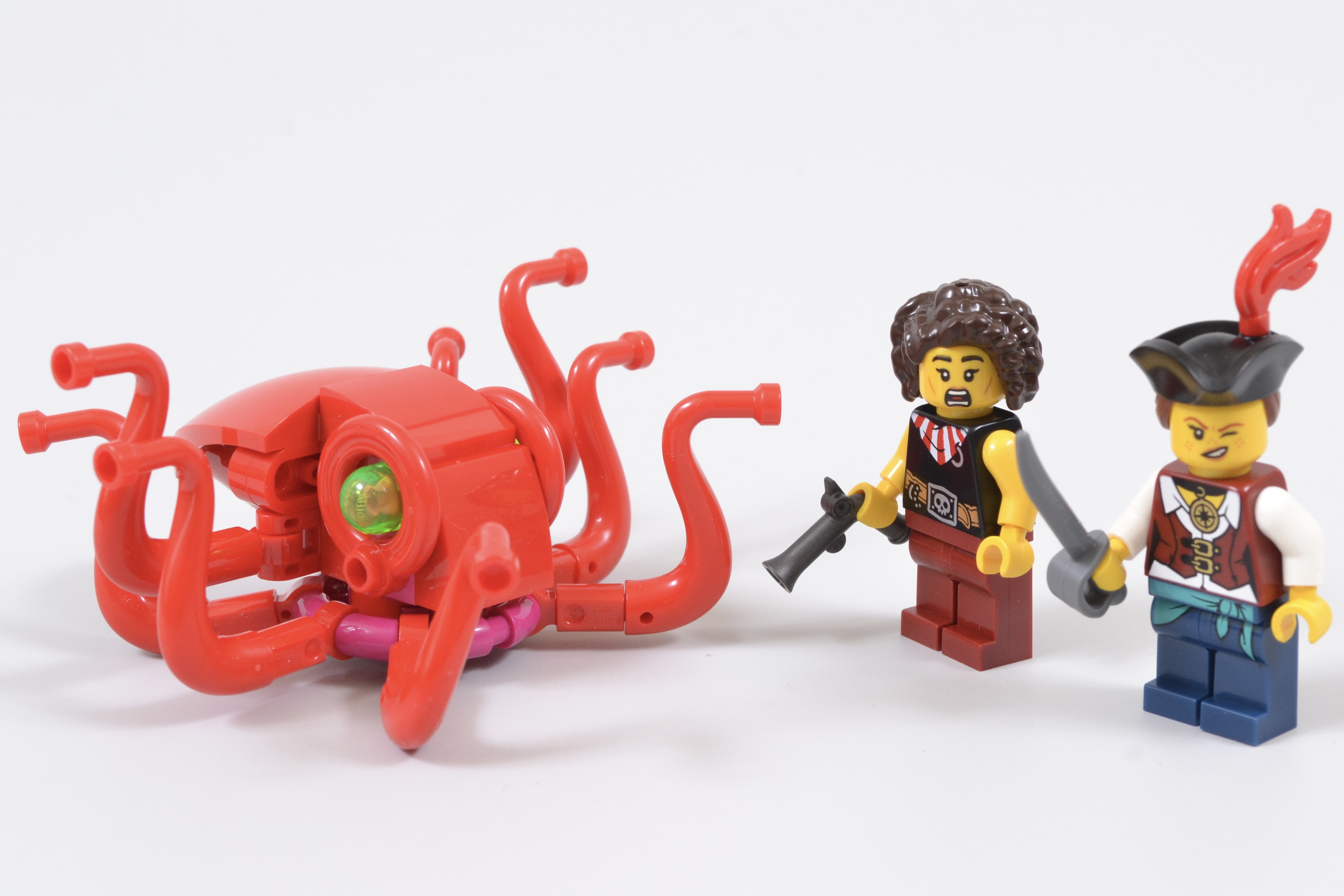 LEGO Creator 3-in-1 31387 Iconic Pirate Ship 14